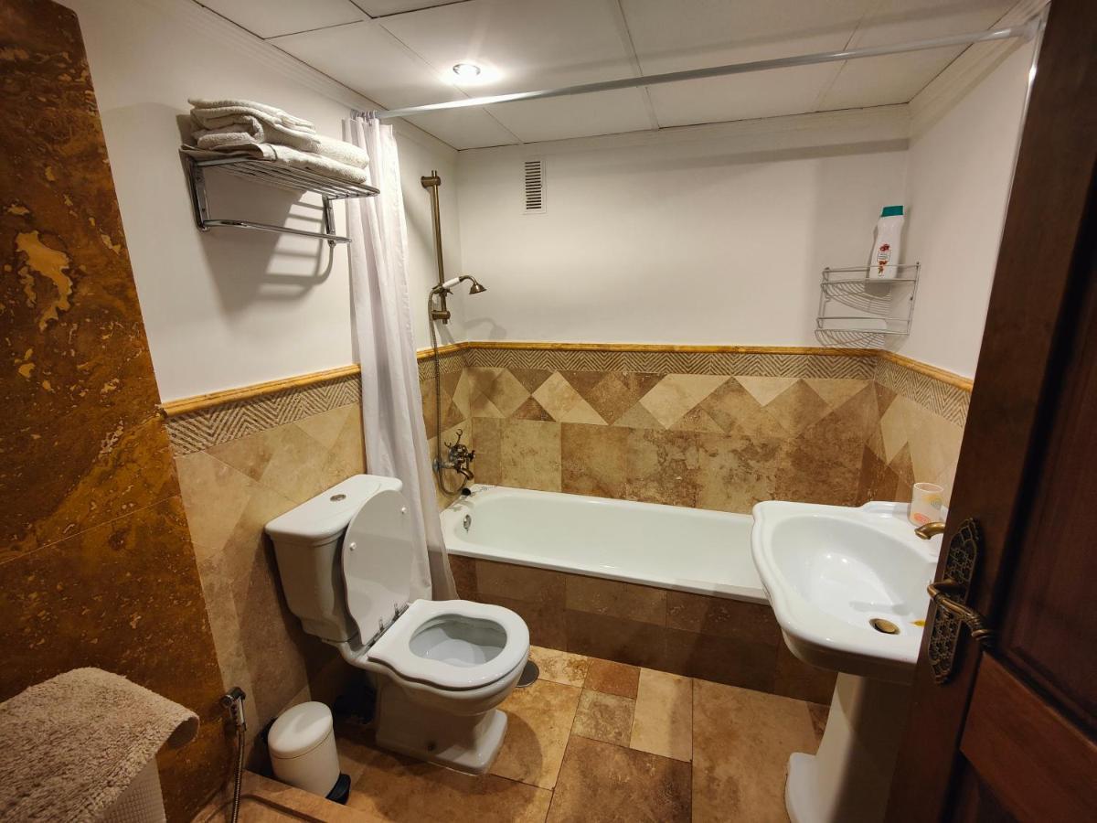 Apartamento En El Centro A Dos Minutos De La Playa Fuengirola Exterior foto